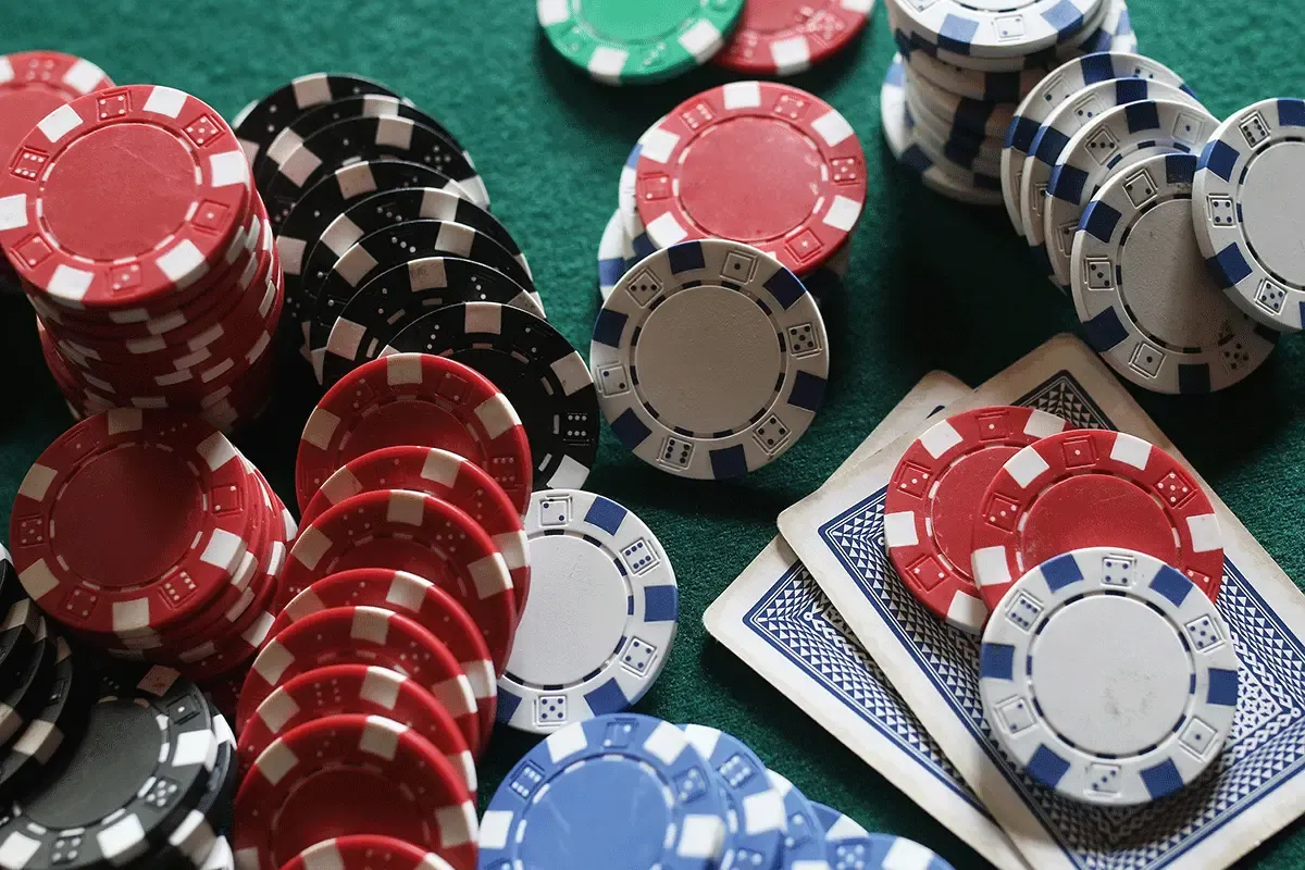 Khám phá game đánh bài tiến lên với những mẹo chơi game đánh bài tiến lên hiệu quả